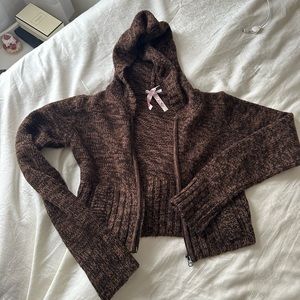 cropped brown knit zip up hoodie